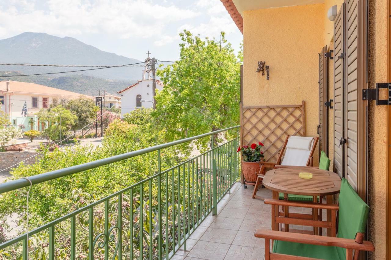 Cosy Apartment In Stoupa Exterior photo