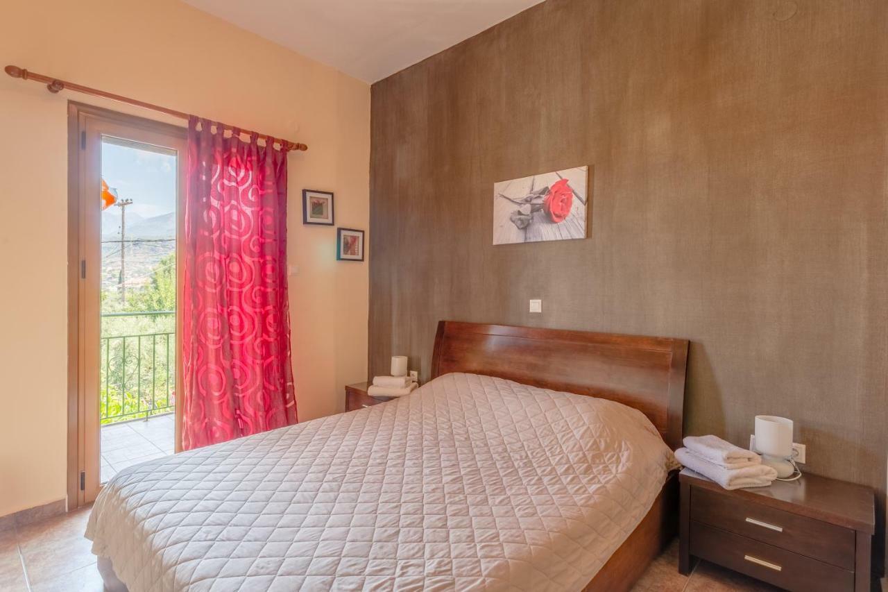 Cosy Apartment In Stoupa Exterior photo